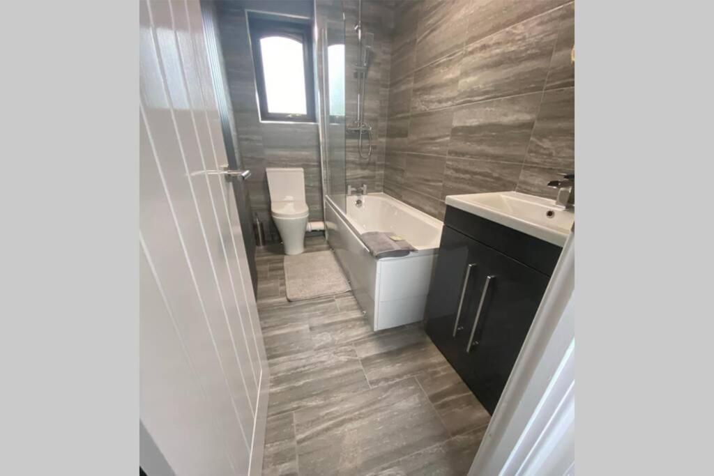 Newly Refurbished Beautiful Location 1 Bedroom Residential House Cramlington Exteriér fotografie